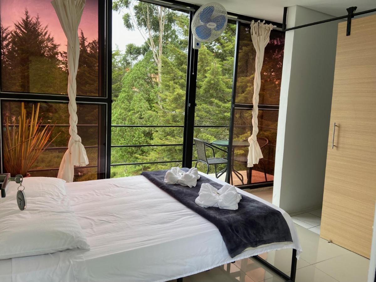 La Madriguera Hotell Guatapé Exteriör bild