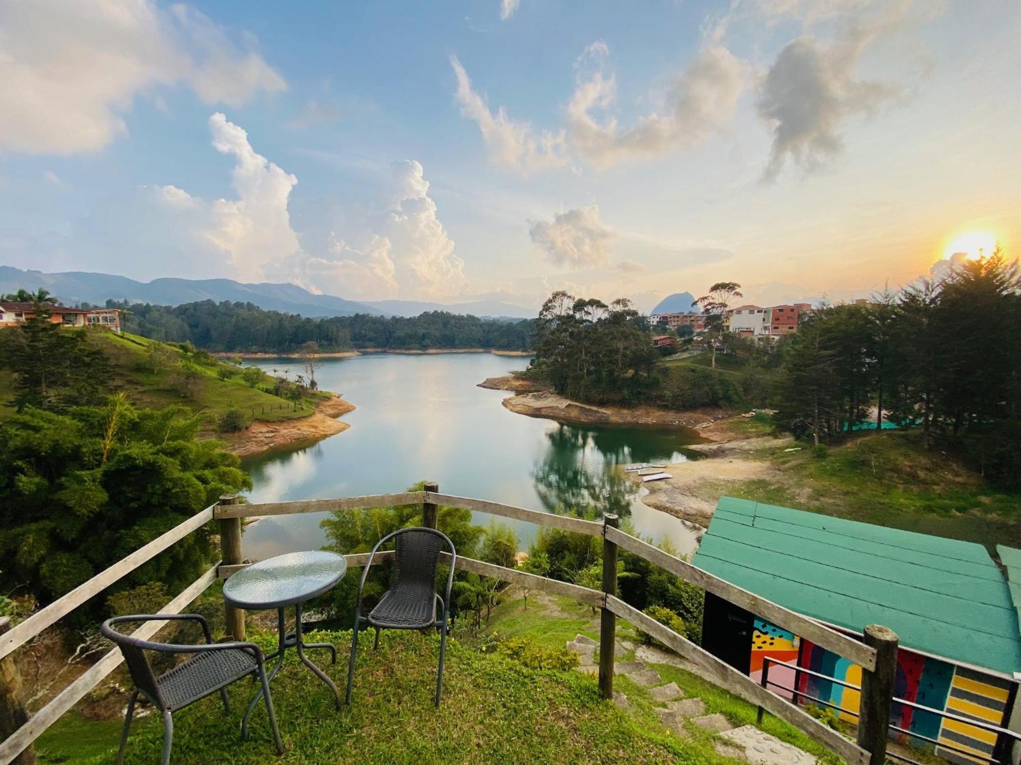 La Madriguera Hotell Guatapé Exteriör bild